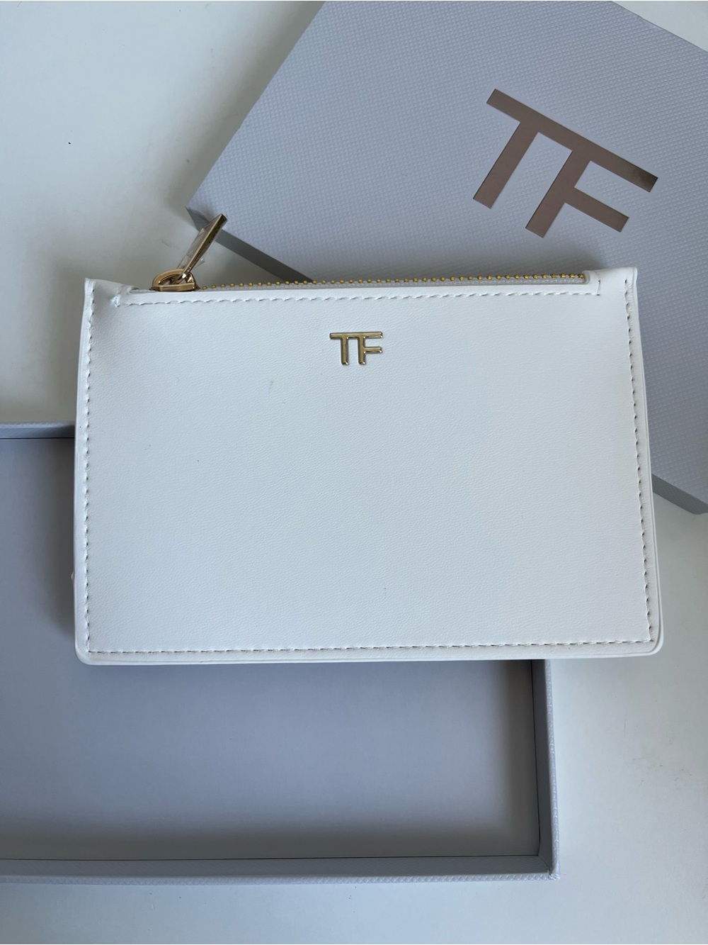 Tom Ford (TF) Beauty Dark Brown & White Leather Pouches - Picture 7 of 9